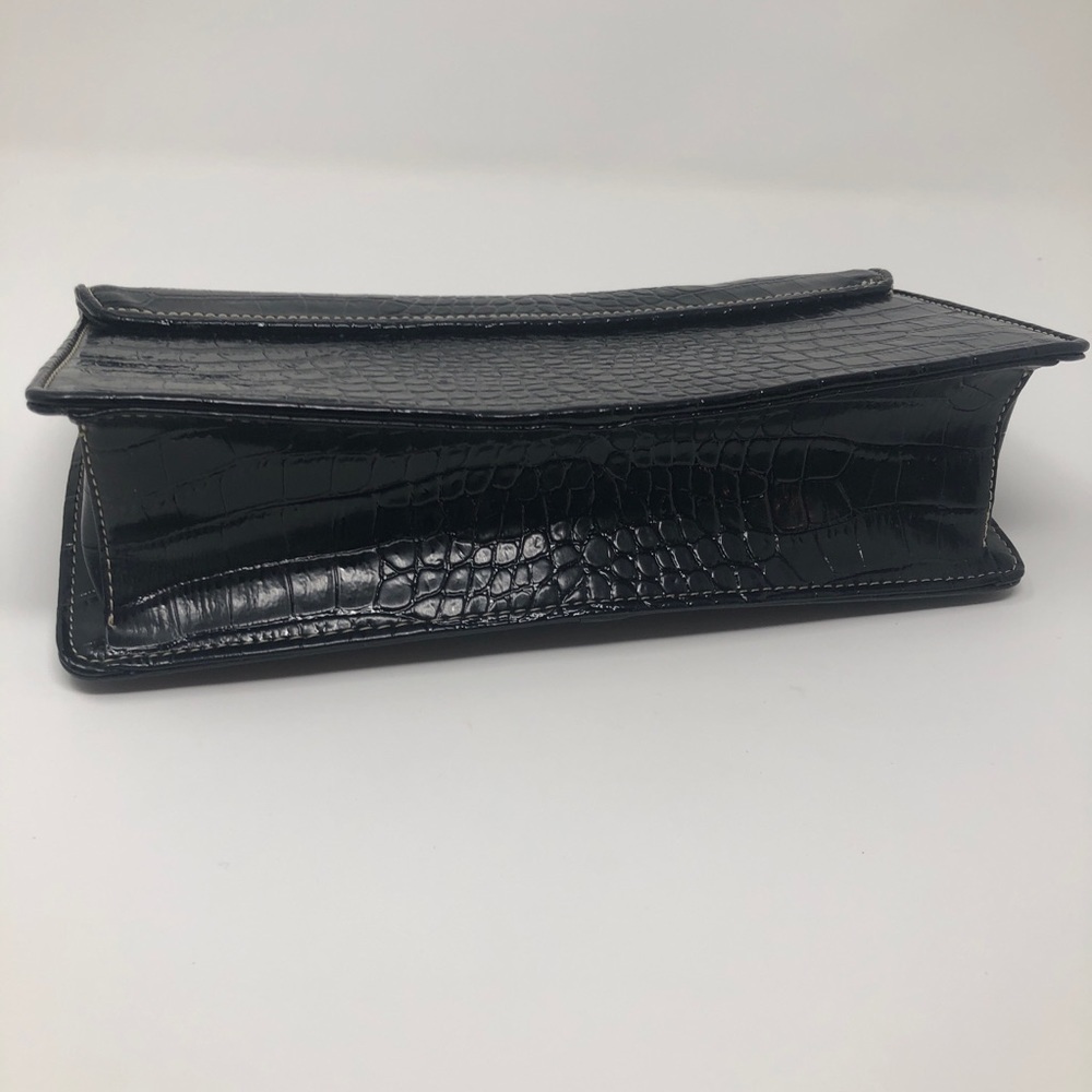 Liz Claiborne Black Shoulder Bag - Picture 5 of 8